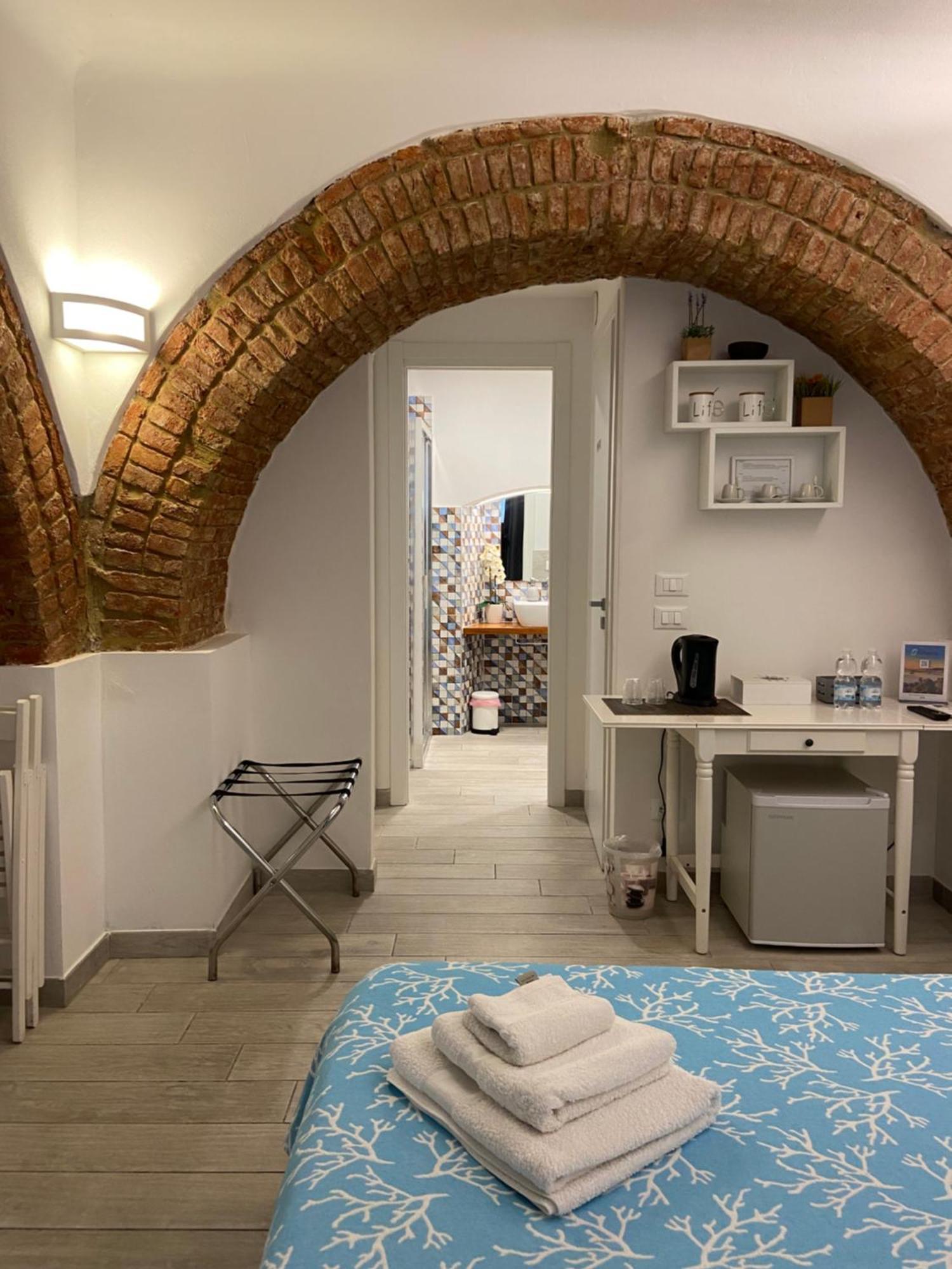 Vita Lenta - Cozy Rooms Специя Экстерьер фото