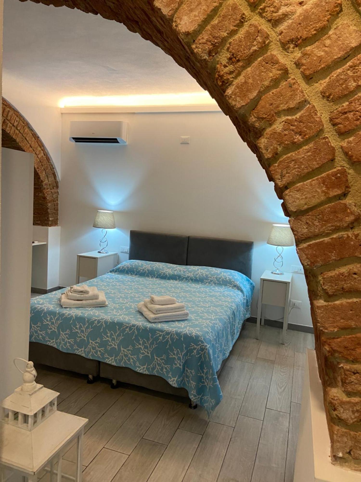 Vita Lenta - Cozy Rooms Специя Экстерьер фото